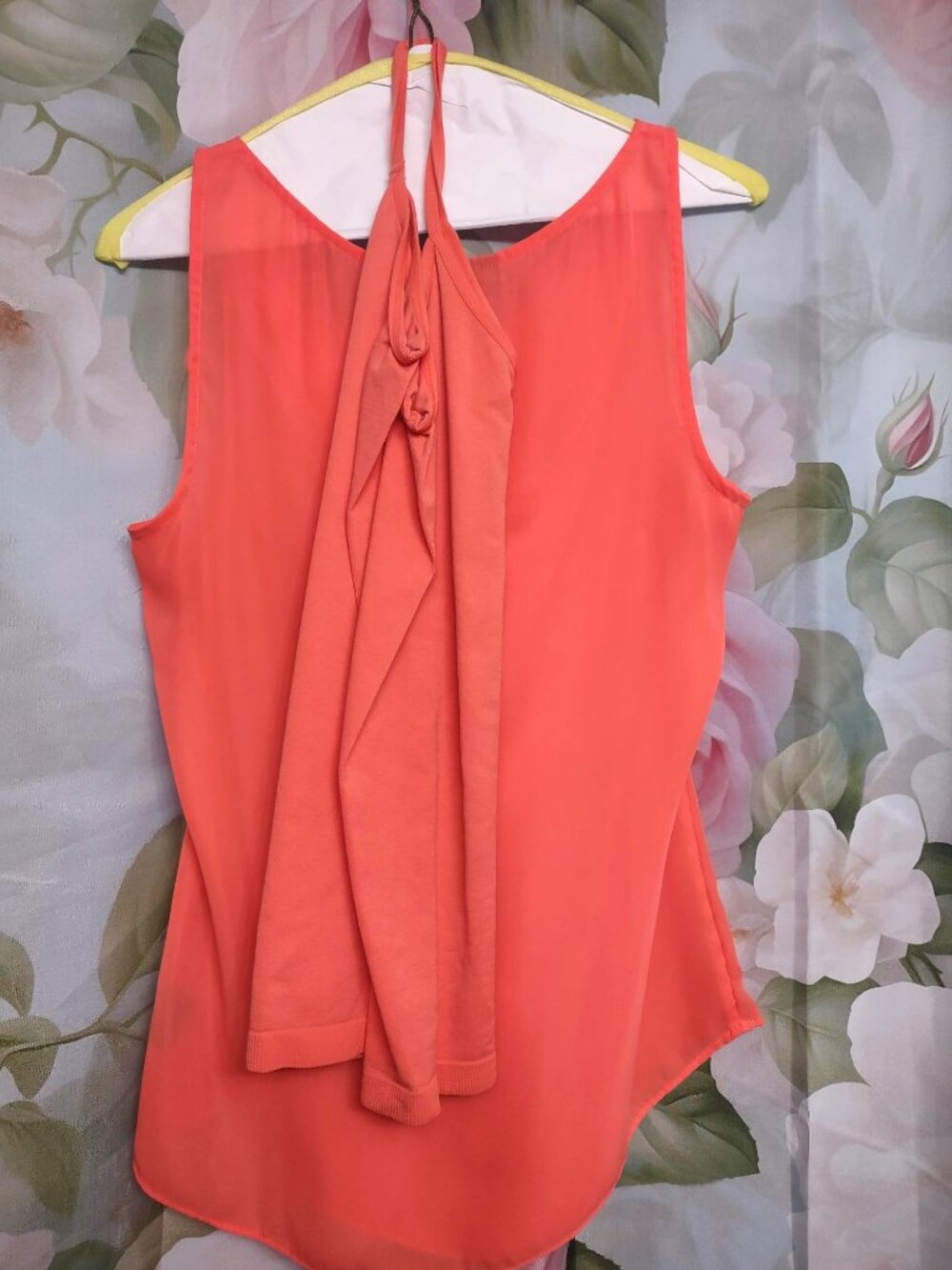 Bright Coral Sleeveless Blouse, Size M - Picture 6 of 7